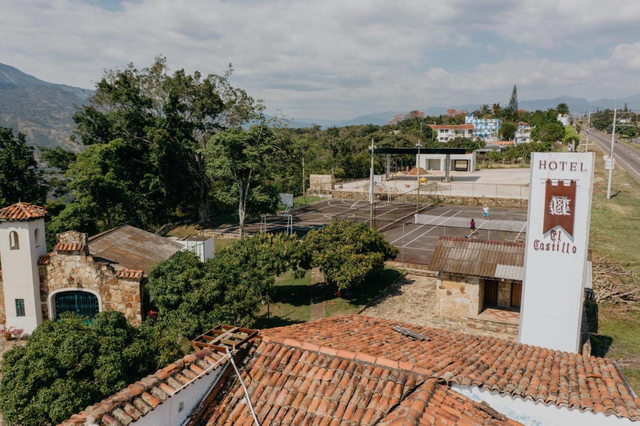 Hotel El Castillo Chinauta Kültér fotó