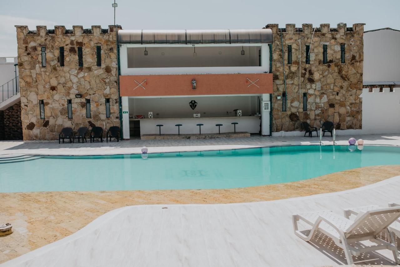 Hotel El Castillo Chinauta Kültér fotó