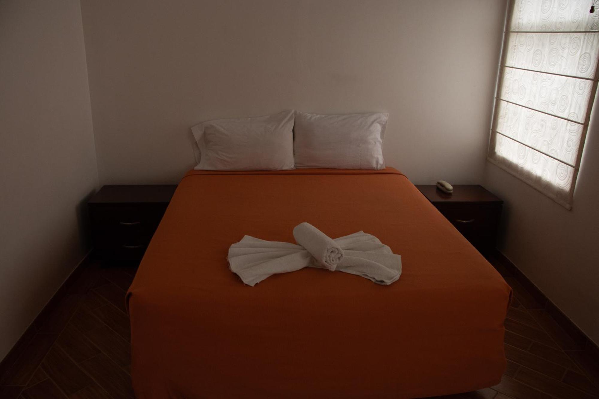 Hotel El Castillo Chinauta Kültér fotó