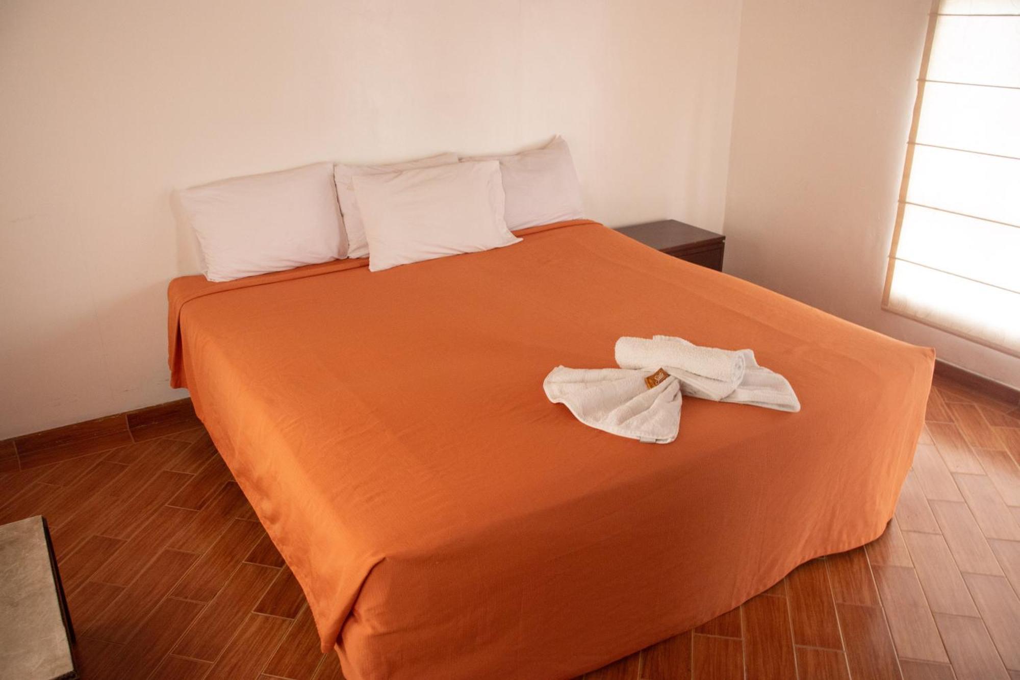 Hotel El Castillo Chinauta Kültér fotó