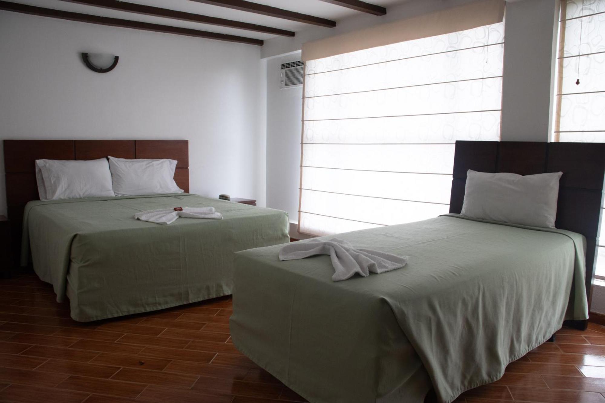 Hotel El Castillo Chinauta Kültér fotó