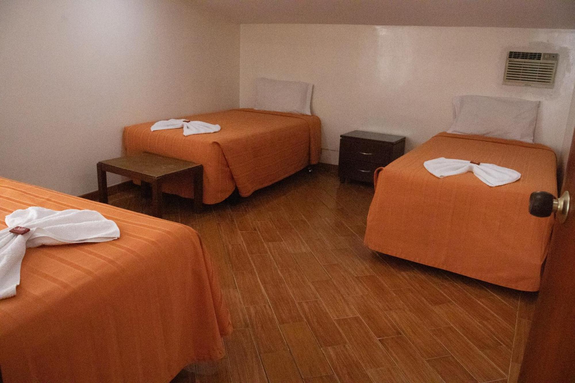 Hotel El Castillo Chinauta Kültér fotó